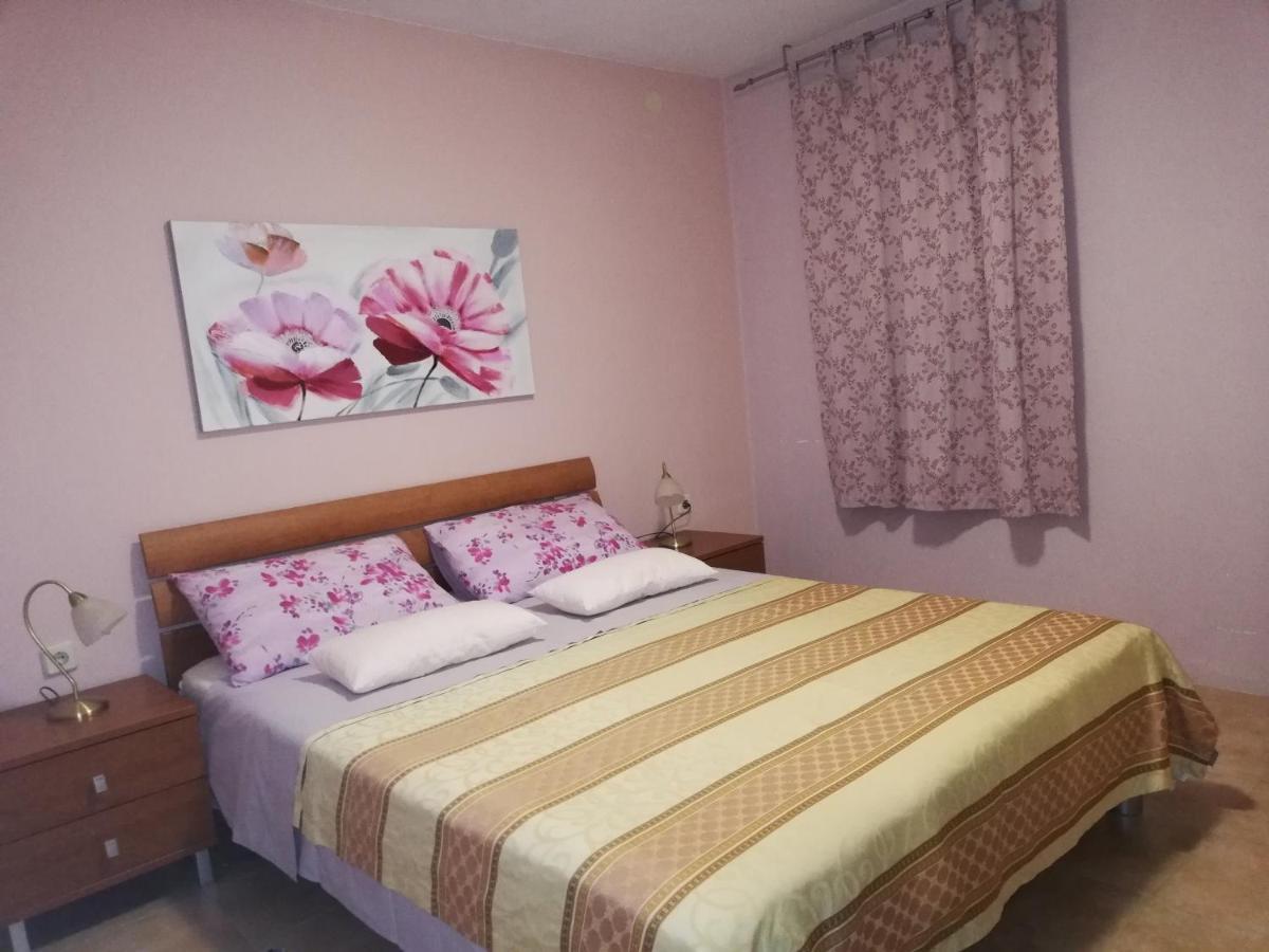 I&J Relaxing Beach Apartments Рачище Екстер'єр фото