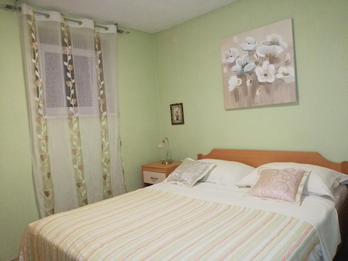 I&J Relaxing Beach Apartments Рачище Екстер'єр фото