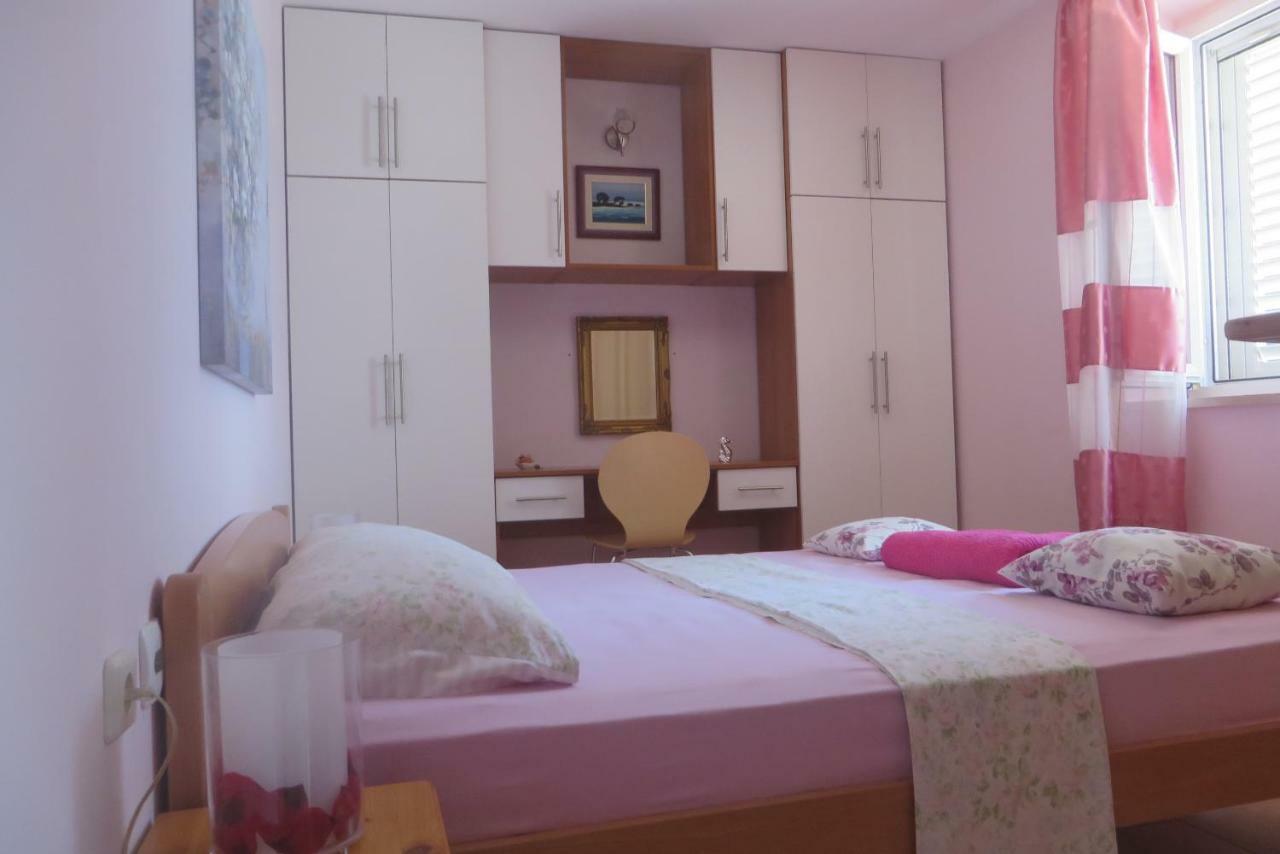 I&J Relaxing Beach Apartments Рачище Екстер'єр фото