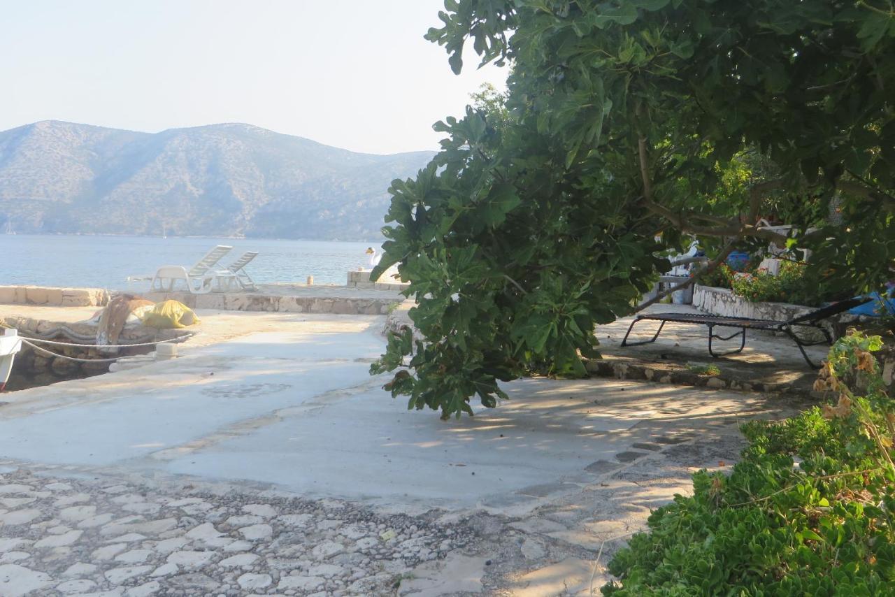 I&J Relaxing Beach Apartments Рачище Екстер'єр фото